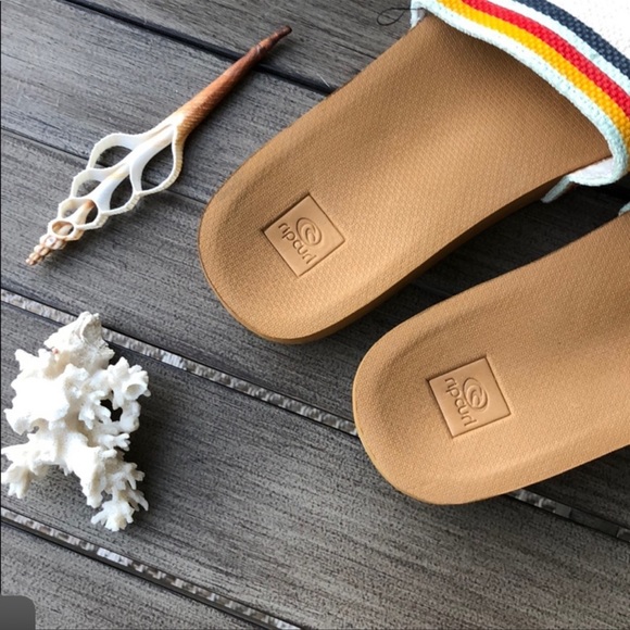 🔆RIP CURL🔆SLIDE SLIP ON’S POOL BEACH SANDALS - Picture 6 of 7